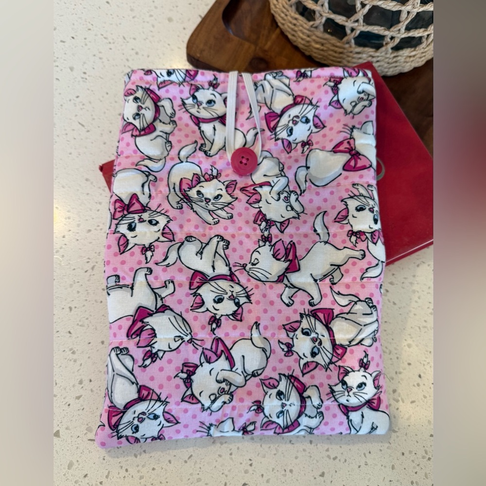 Handmade Book Kindle Sleeve Tablet Cover 10x8 in Marie Cat Fabric Padded Quilted